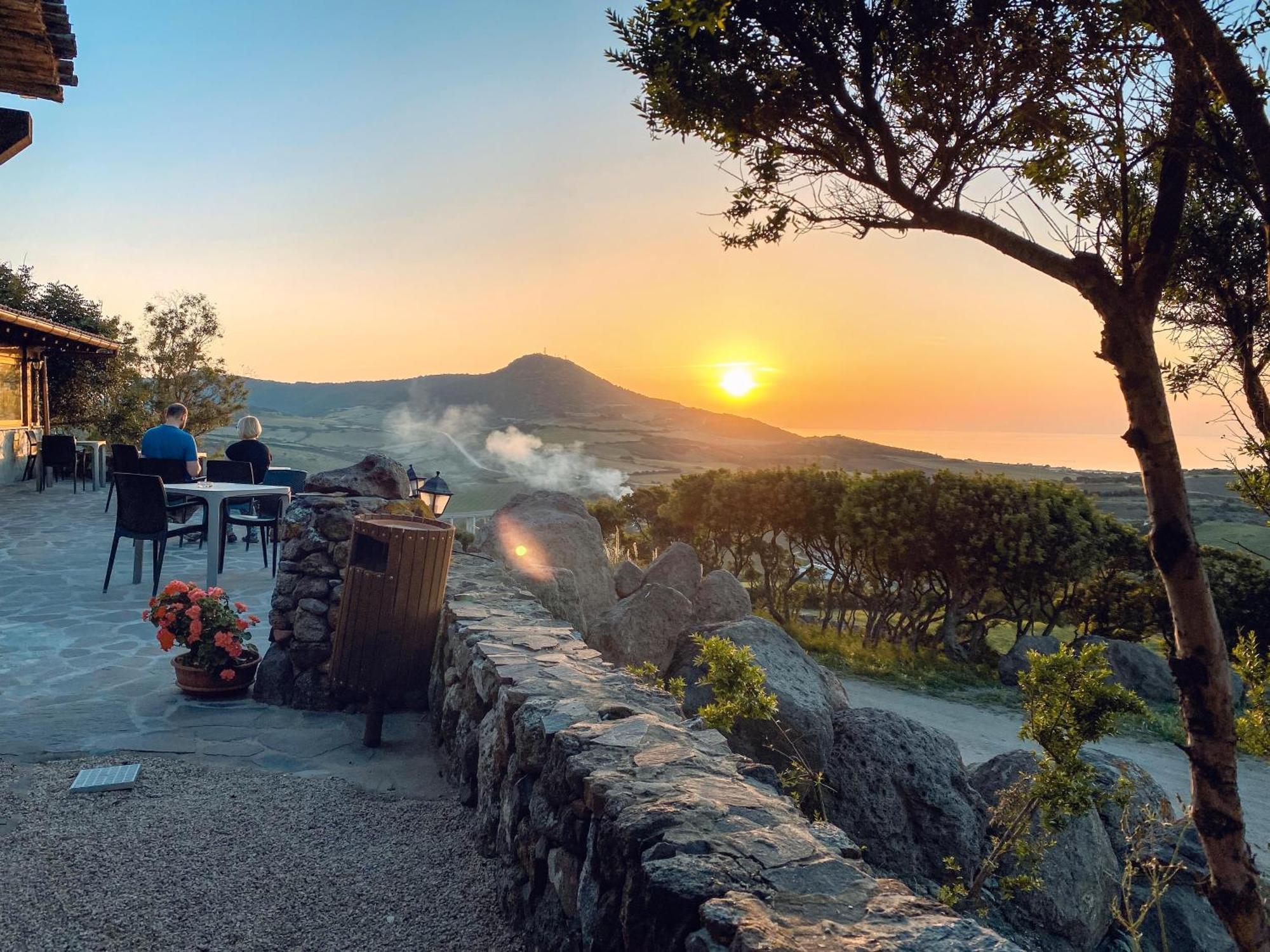 Agriturismo Monte Istulargiu Валедория Екстериор снимка