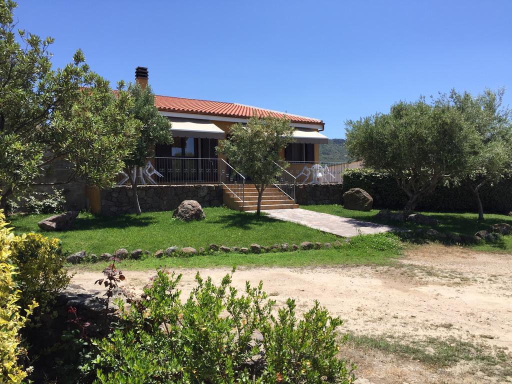 Agriturismo Monte Istulargiu Валедория Екстериор снимка